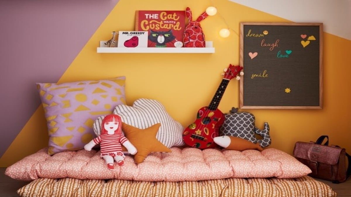 Create a child-like fantasy 