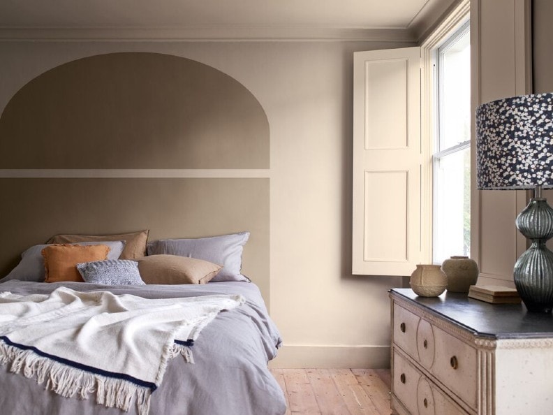 brave ground painted arch