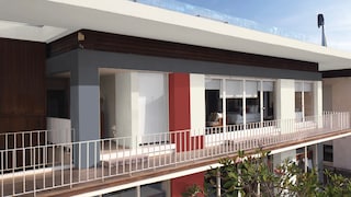 LÀM MỚI KHÔNG GIAN SỐNG VỚI SẮC ĐỎ ĐẦY MÊ HOẶC