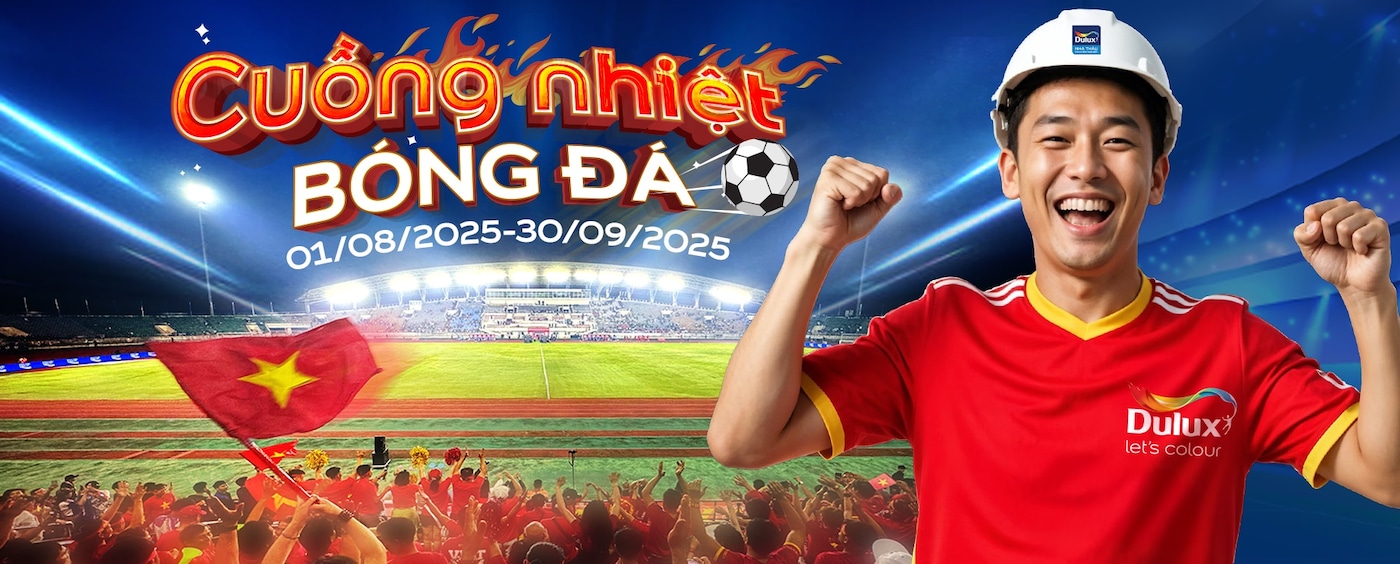 Phía bên trái là sân vận động. Phía bên phải là thợ sơn cổ vũ