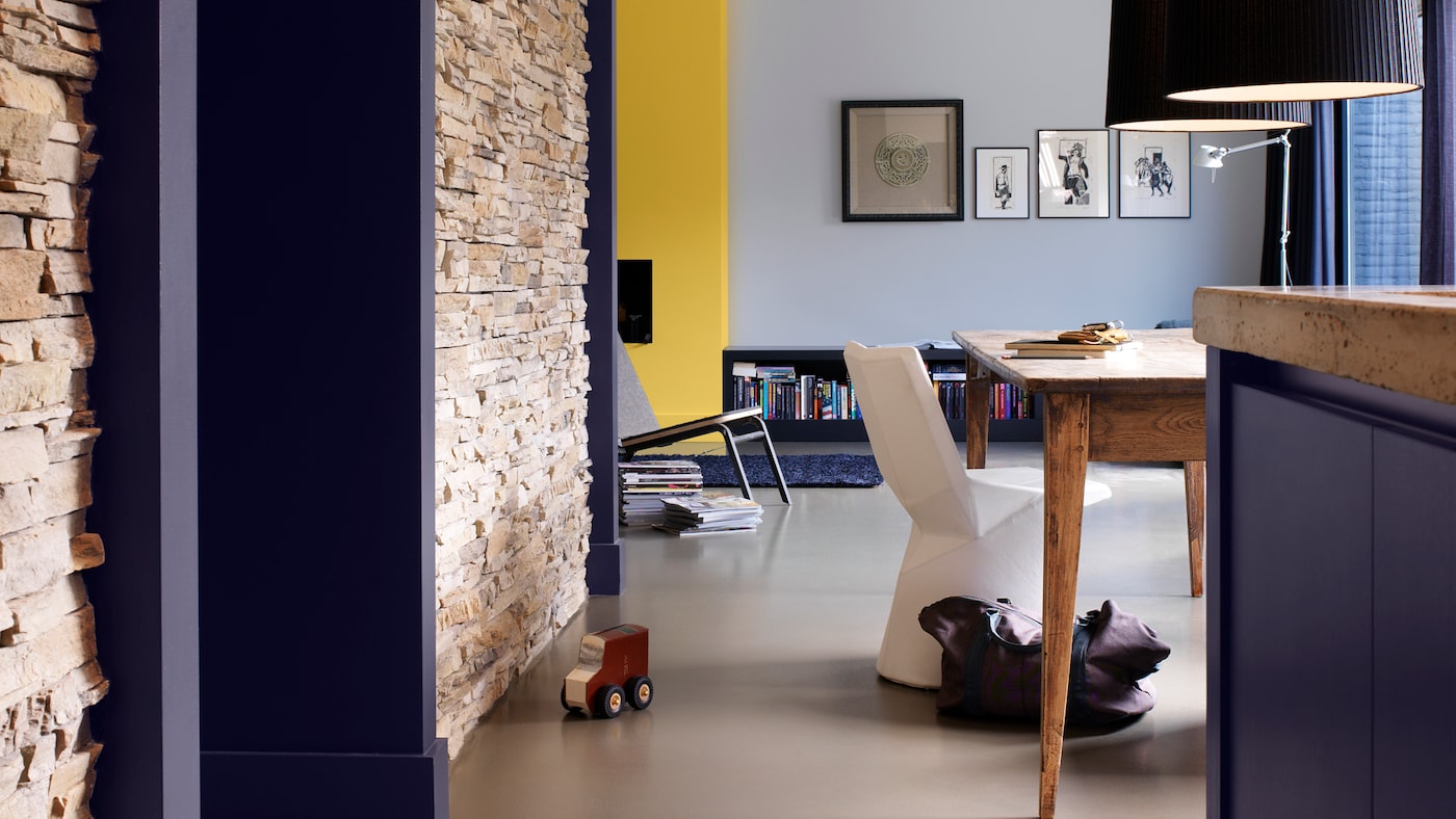 Contrast dramatic blue with stone hues + colours and products
