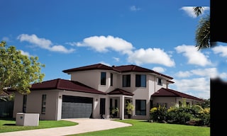 Dulux Weatherguard® with Maxiflex® Technology.