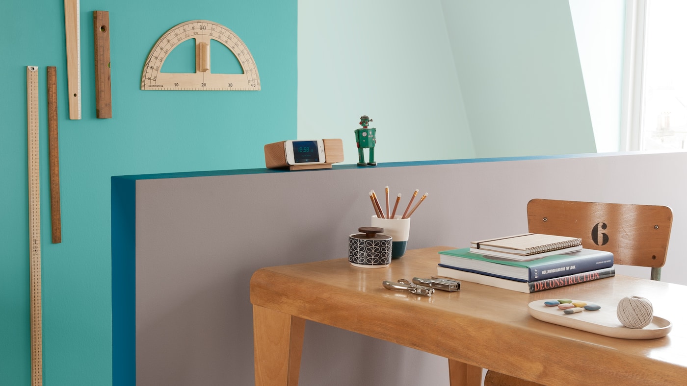 Let cool green and warm wood inspire you+ colours and products
