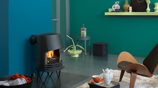 Pair ocean-inspired intense green and blue