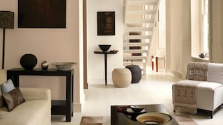 Inspiration peinture pour une déco africaine où couleurs et teintes naturelles se mêlent.