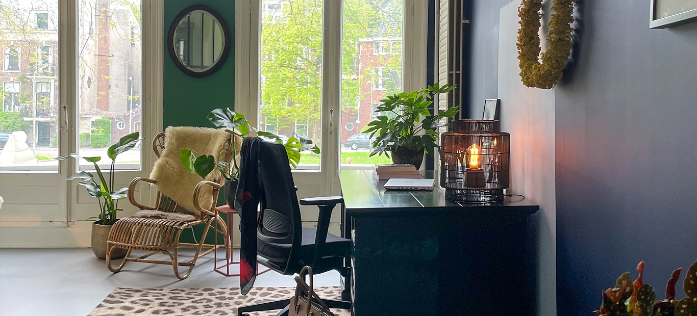 Resultaat van de make-over bij Vivian in Delft van haar werkkamer