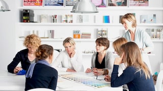 Onze kleurexperts | Verf in alle kleuren voor binnen en buiten