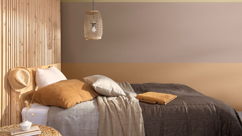 een bohemian slaapkamer met de Raw Colour 6, Raw Colour 1 en The Greenhouse 5