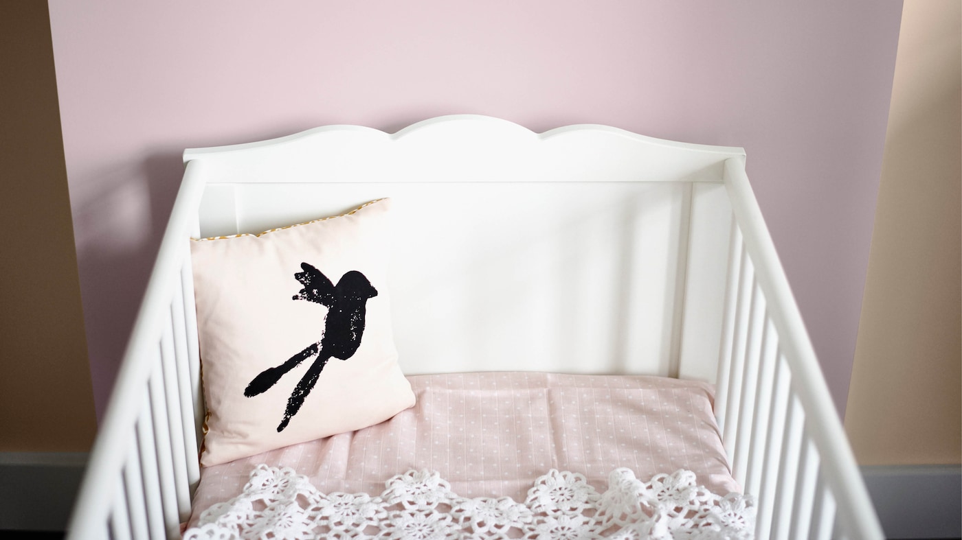 Dales a los tonos pastel un toque moderno combinándolos con una tonalidad suave de marrón. Si elegís tonos pastel, pensá en colores chicle: rosa suave, limón y arándano.