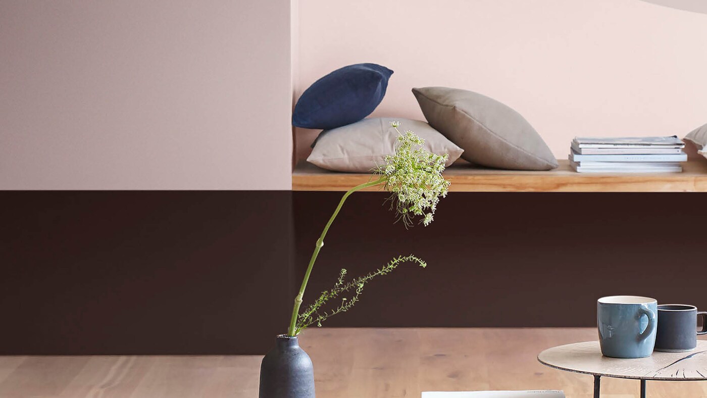 Créez un mur visuellement intéressant avec un effet bicolore simple à réaliser.