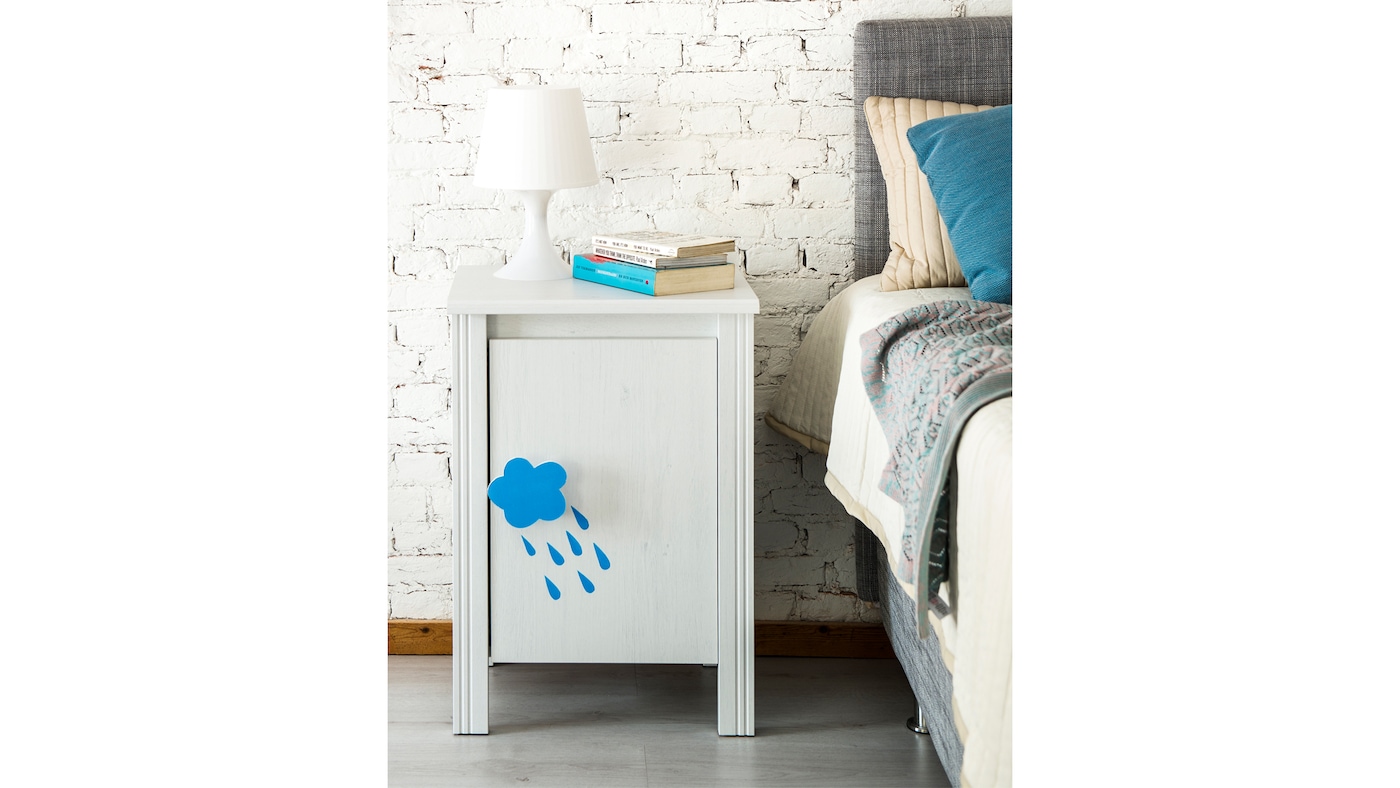 Table de nuit -peinture