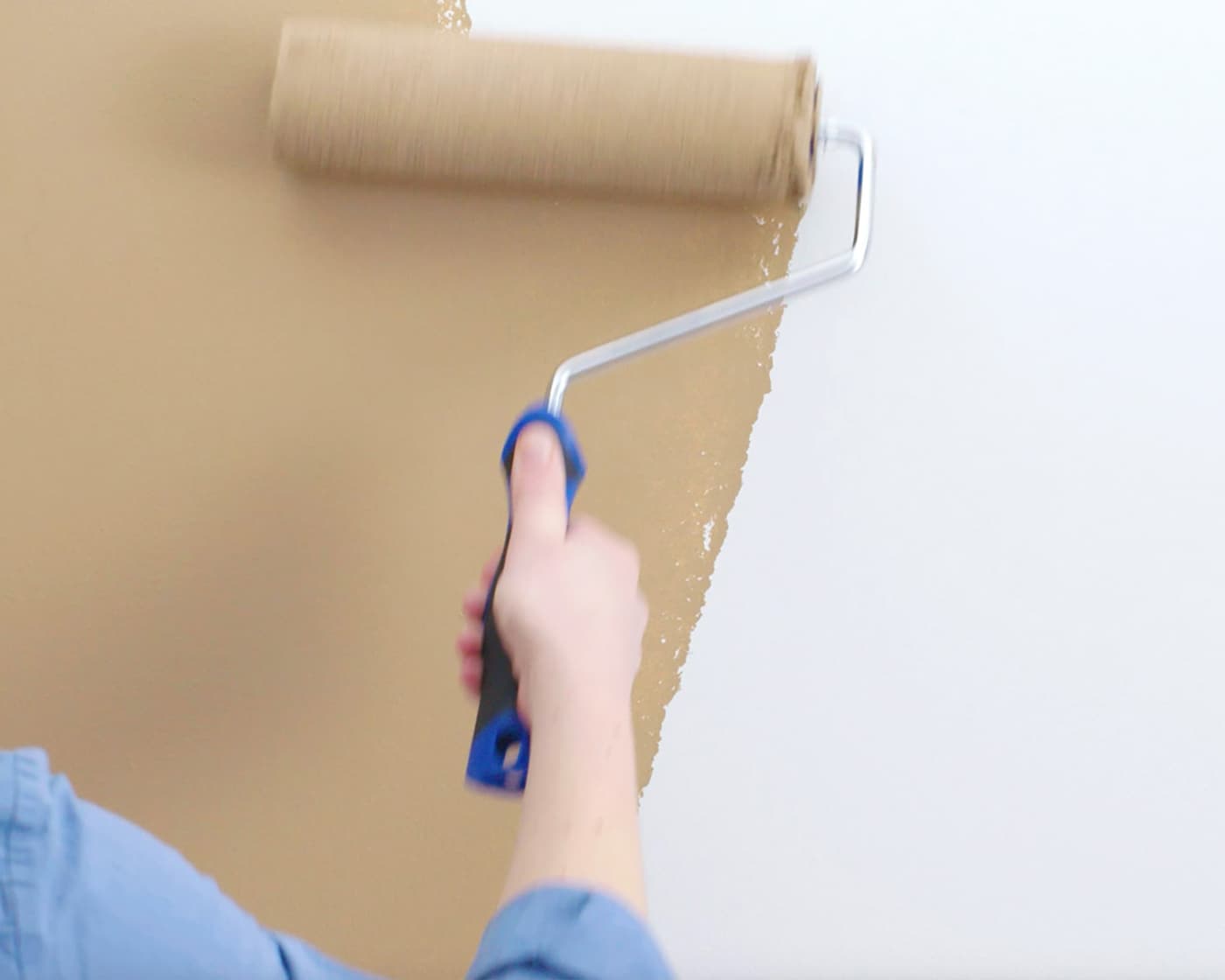 peindre une bande à hauteur de plafond - étape 1 - peindre la base