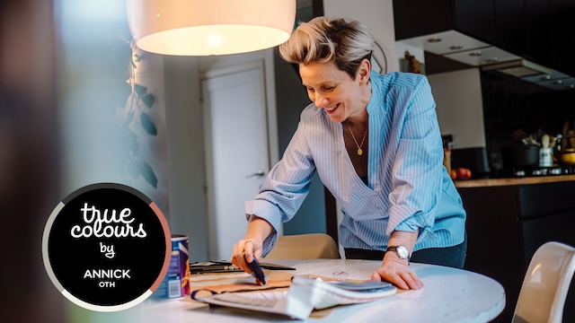  La styliste Annick Oth associe la douceur des couleurs féminines à des tons masculins plus bruts