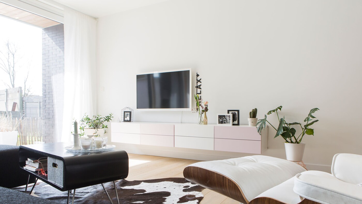 Living witte kleuren verf - Elza de Waele - Binnenkijker  