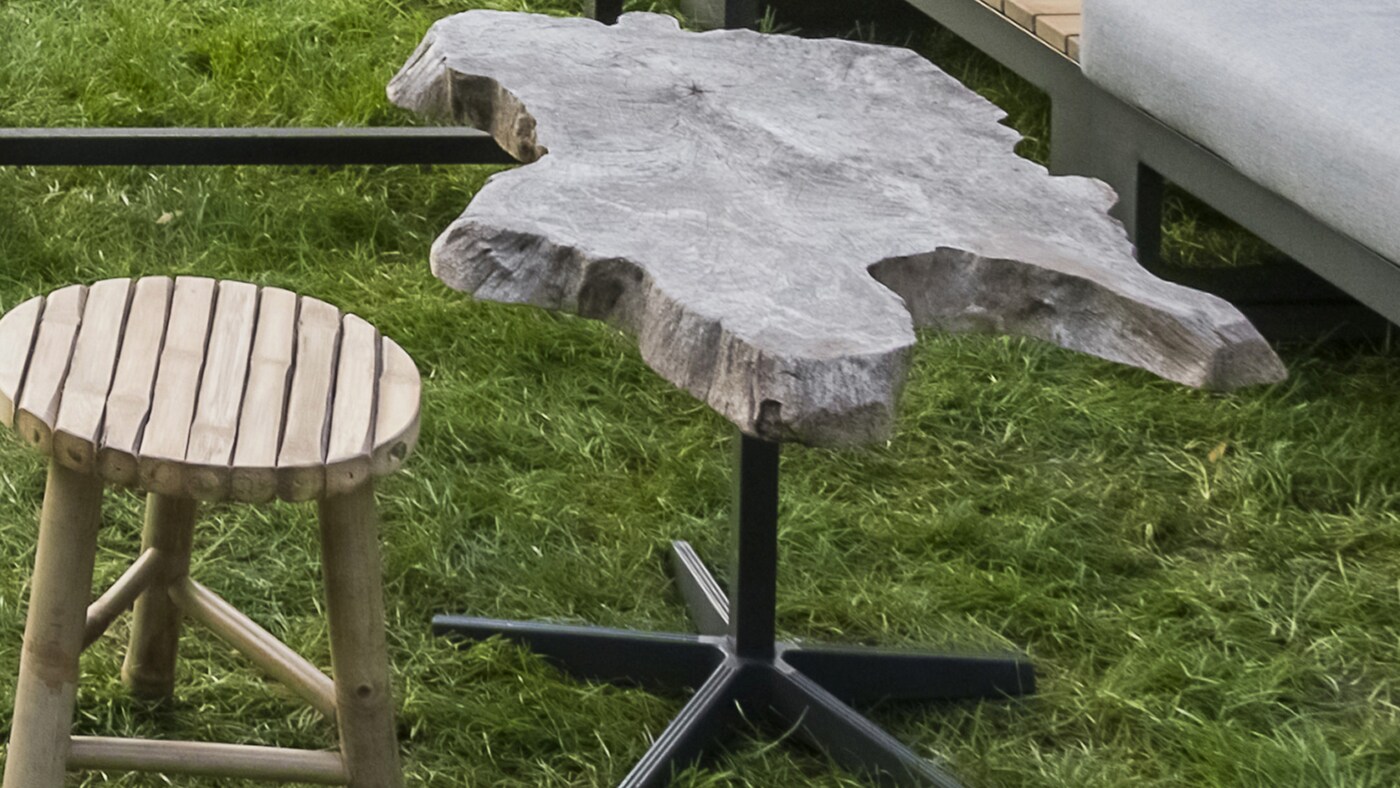 upcycling bureaustoel naar tuintafeltje