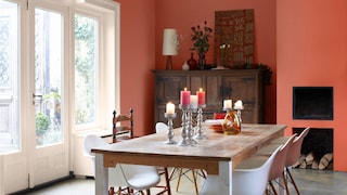 Eetkamer met een overvloed aan warmte 