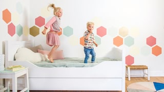 Pastelkleuren, kleuren met geometrische vormen in de kinderkamer