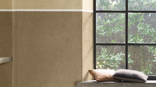 Woonkamer in natuurlijke aardetinten