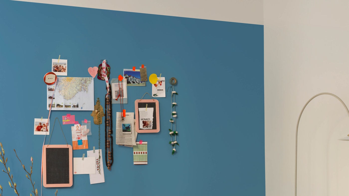 İşte su götürmez bir mükemmel ikili. Havadar bir denizci hissi uyandırırken deniz kenarındaki bir kır evinde olduğu kadar şehirdeki bir apartman dairesinde de işe yarar. 