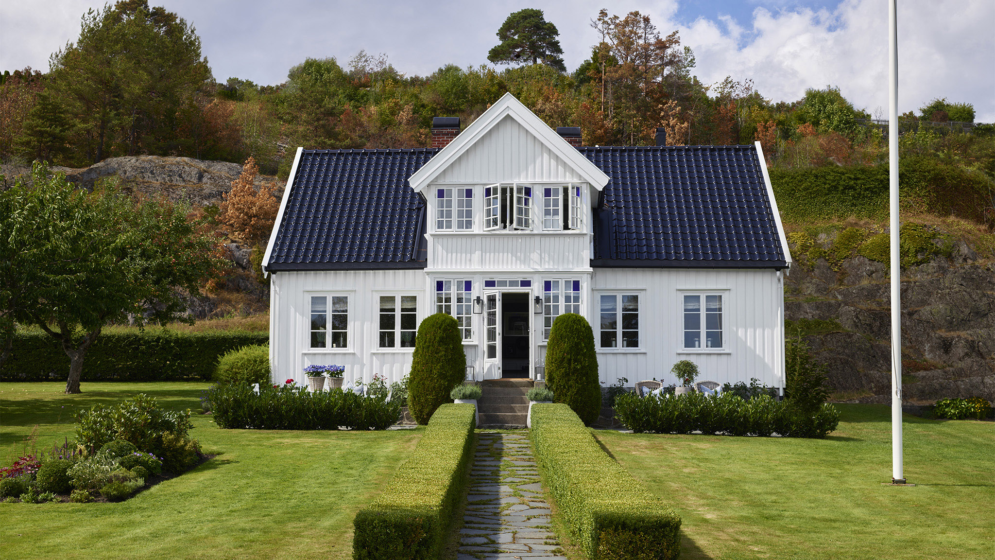 Selvrensende husmaling, Nordsjö ONE SuperTech, gir deg renere hus!