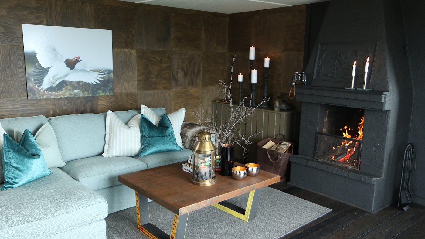 Eventyrlig Oppussing hytte på Lifjell med beiset kryssfinervegg