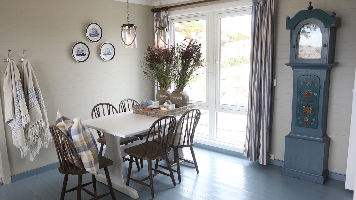 eventyrlig-oppussing-malt-panelvegg