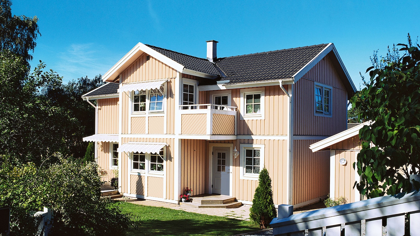 rosengang farge på hus