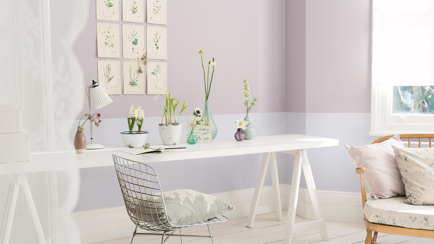 Savieno krāsas ar dabīgiem materiāliem, lai radītu veselīgu un videi draudzīgu mājokli.