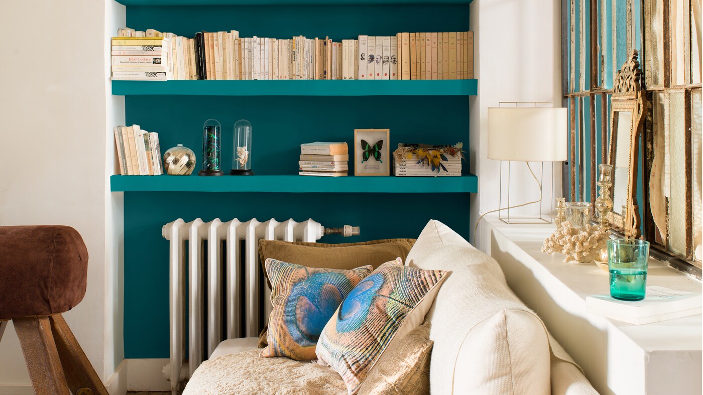 Muted tones are eternally popular, but bold colours are a sure-fire way to inject some oomph into a tired-looking decorating scheme. 