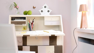 Choose lilac for a peaceful study space