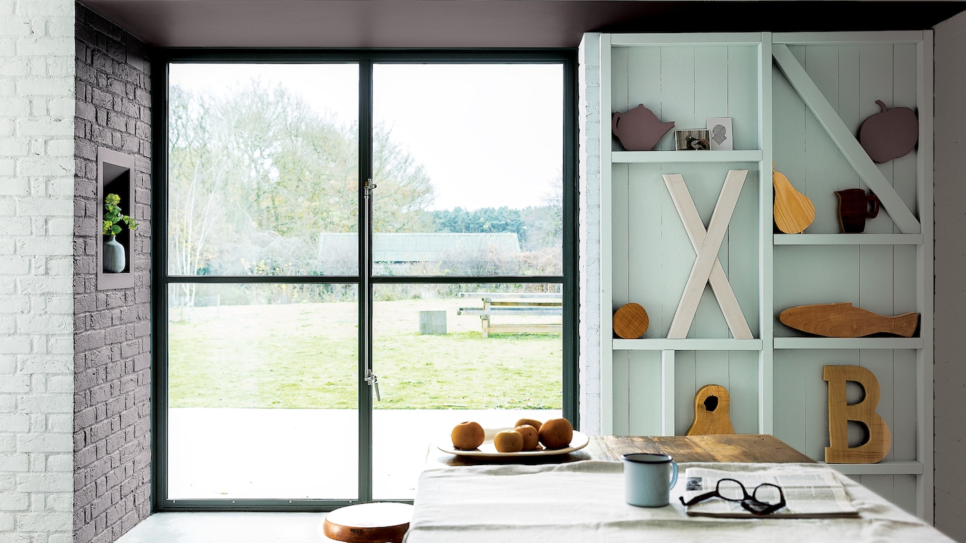 Cool, edgy neutrals work well in busy kitchens, and keep their cool when the temperature rises.