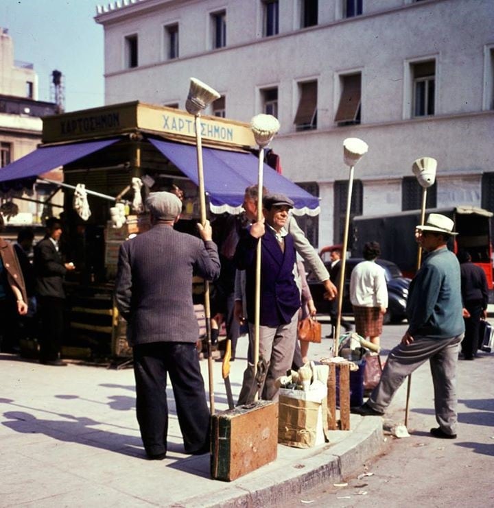 Ελαιοχρωματιστές σε αναζήτηση για το μεροκάματο την δεκαετία του 1960