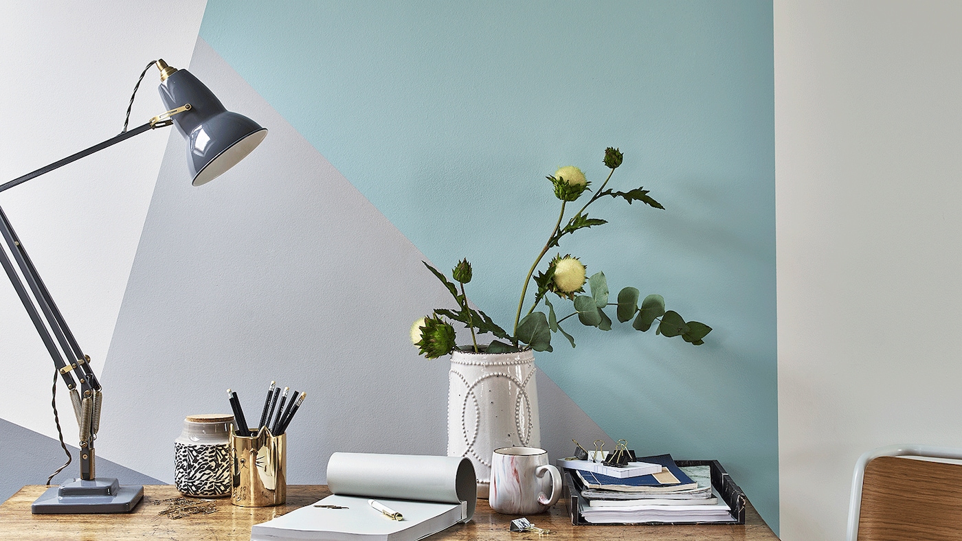 Γραφείο με γεωμετρικό σχέδιο