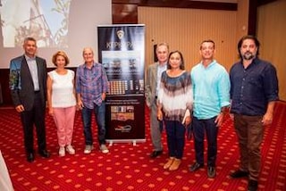 News - Vivechrom - CORFU Colourcard