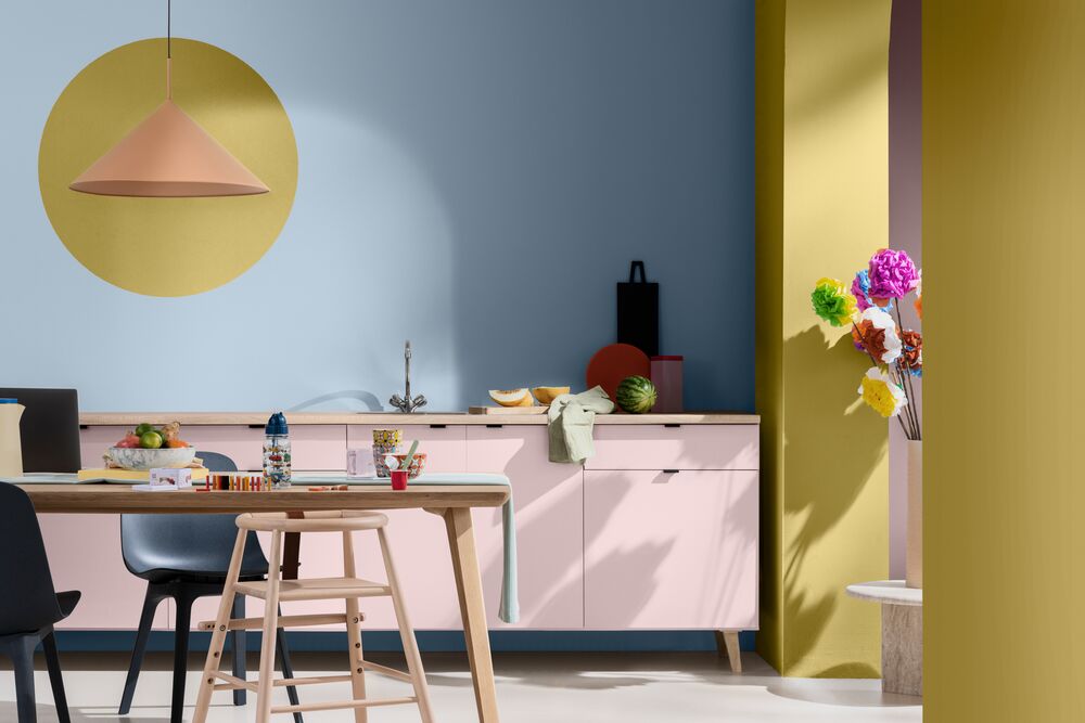 lets colour magazine