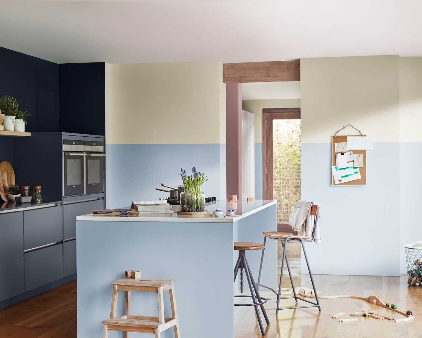 Paint your kitchen with Heart Wood and pastel shades