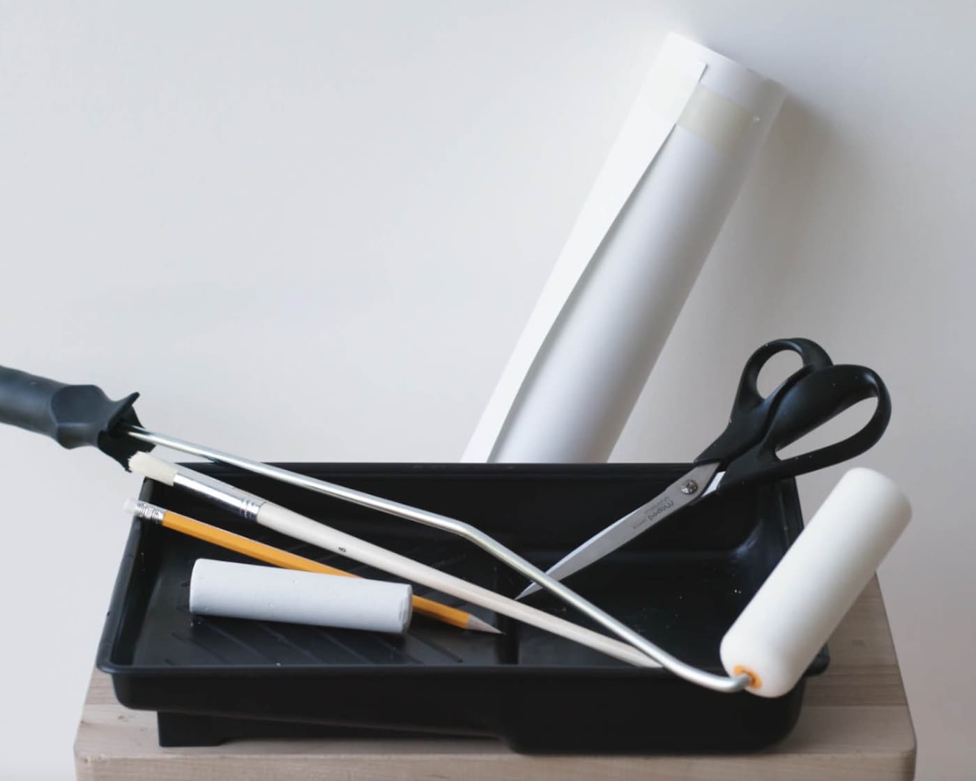 All the kit you’ll need to paint an oval design