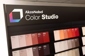 Mur de de couleur du concept AkzoNobel Color Studio en magasin