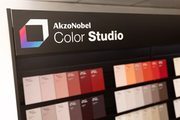 Mur de de couleur du concept AkzoNobel Color Studio en magasin