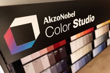 Mur de de couleur du concept AkzoNobel Color Studio en magasin