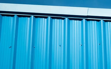 metalen wandbekleding industrieel gebouw