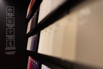 Mur de de couleur du concept AkzoNobel Color Studio en magasin