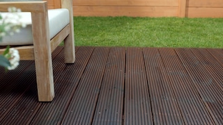 Apsaugokite medienos paviršius lauke