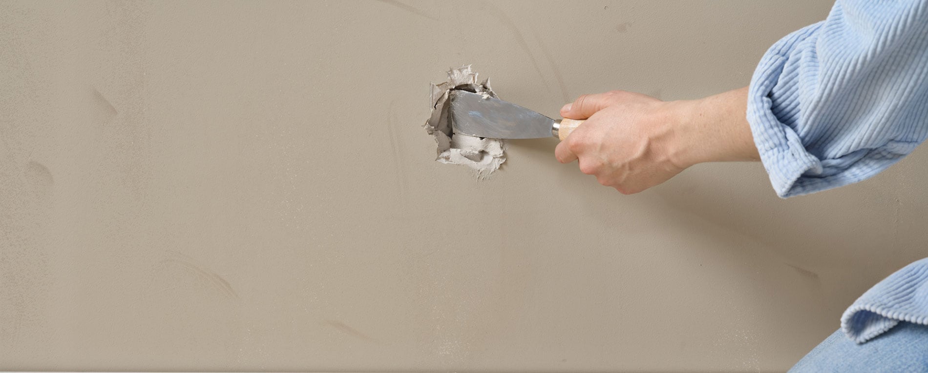 Repairing walls and ceilings