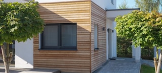 Holzfassade gestalten: Finde deinen Farbton!