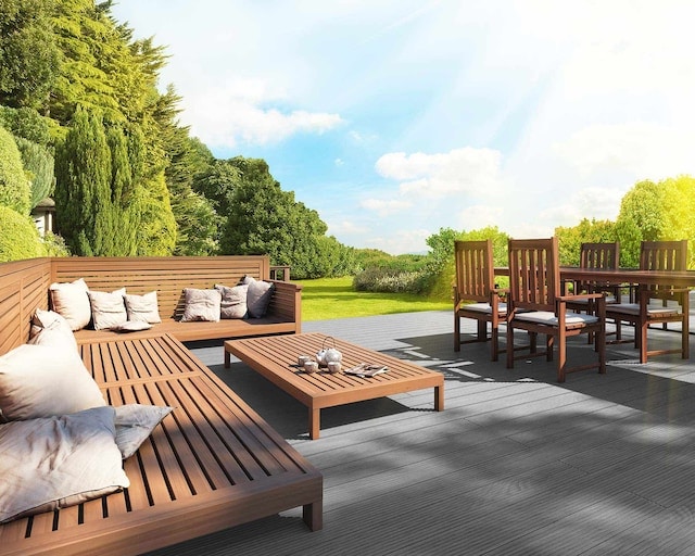 Prodotti per trattare il legno dei mobili